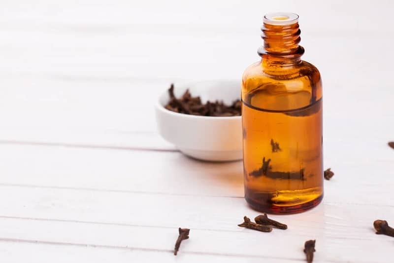 aceite para bebe y clavos de olor 1