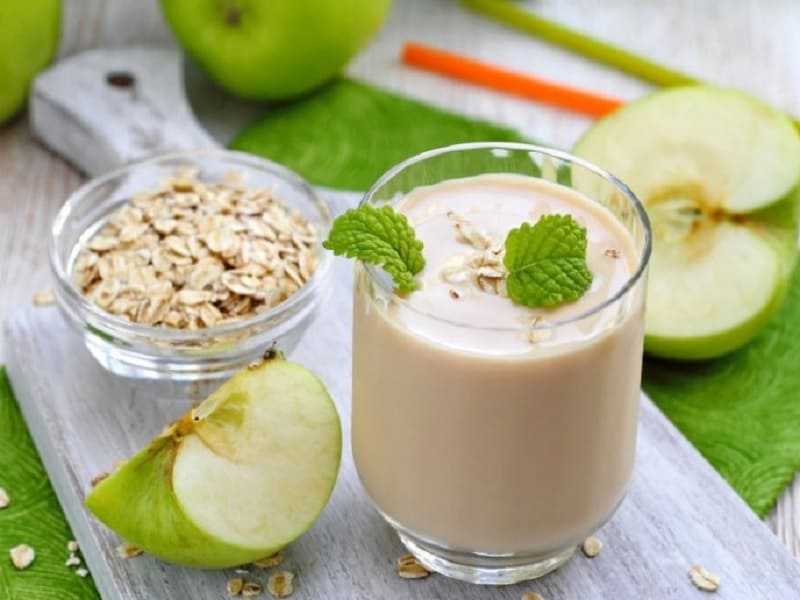 licuado de avena y manzana